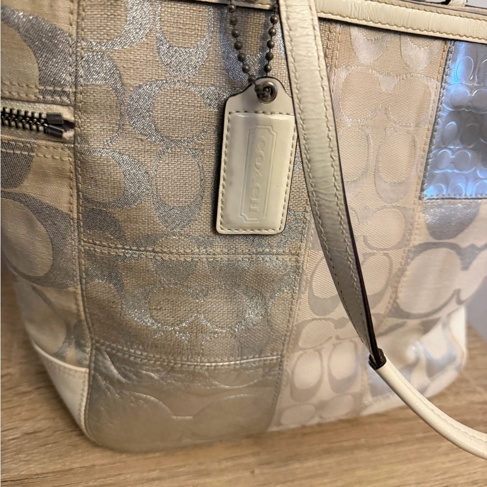 Coach Patchwork White and Silver Rare Tote bag - Picture 6 of 15